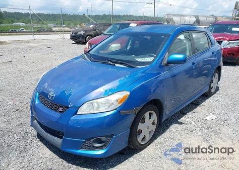 2009 Toyota Matrix S z USA, uszkodzony, nr VIN 2T1KE40E19C002453
